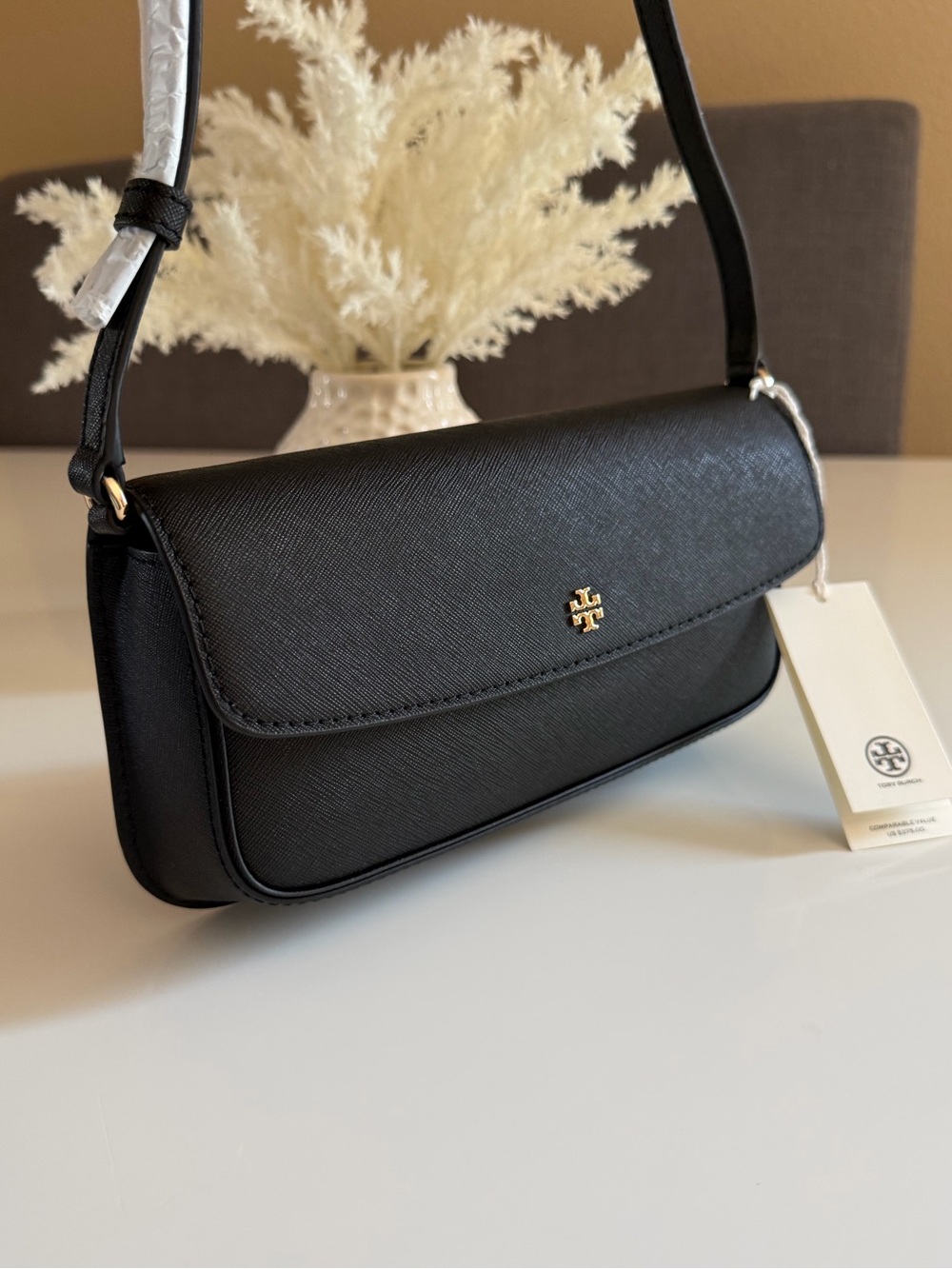 NWT , tory burch flap black shoulder bag 177035 $375